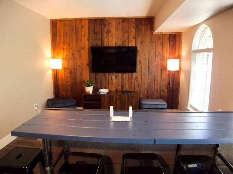 The Inn at Boatworks, Lake Tahoe — photo 2