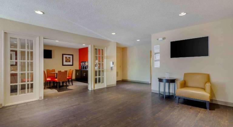 Extended Stay America Select Suites - Atlanta - Vinings — photo 2