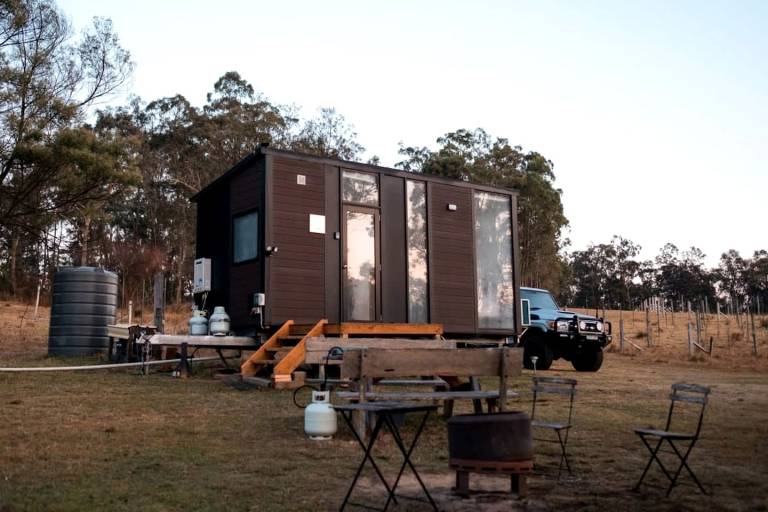 Pet Friendly NSW Glamping Retreat with Mountain Views