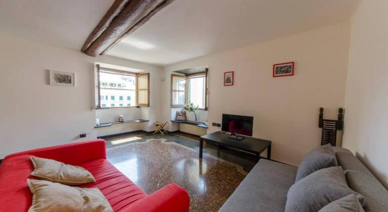 Apartment | Close to Piazza De Ferrari in San Vincenzo