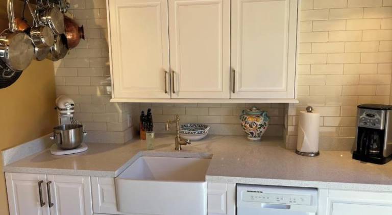 Vacation home with pool & hot tub — photo 4