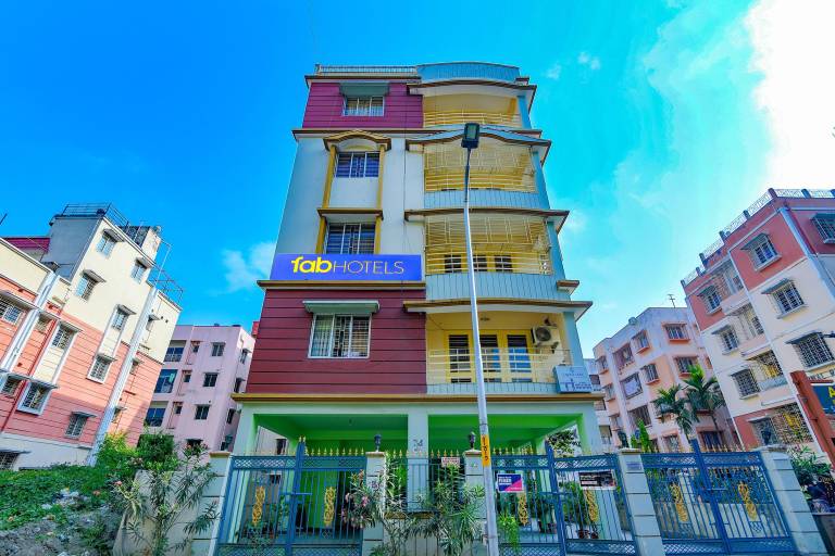 FabHotel Capital Casa Newtown Bus Stand