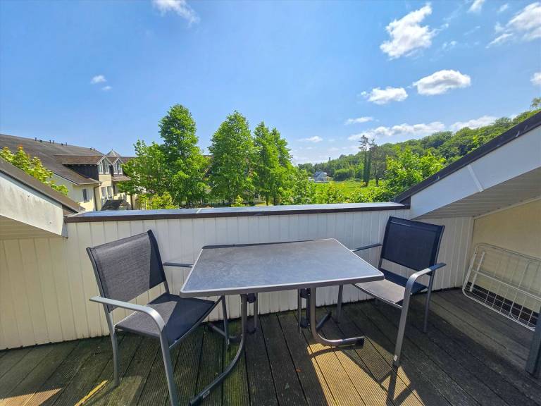 Budget Ferienwohnung mit 1 Schlafzimmer und Balkon im Dachgeschoss — photo 5