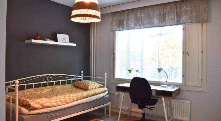 Private Room in Host-Occupied Apartment in Turku