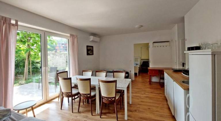 Ample apartment with garden & terrace | Dogs allowed — photo 3