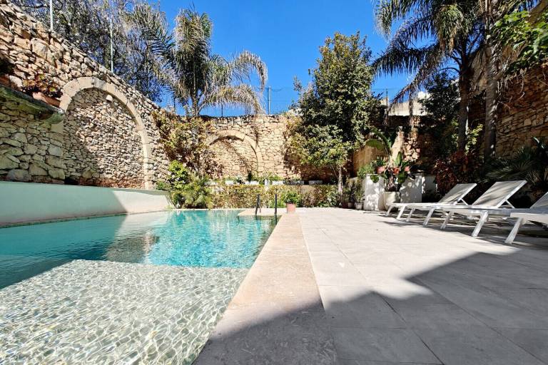 House  Attard