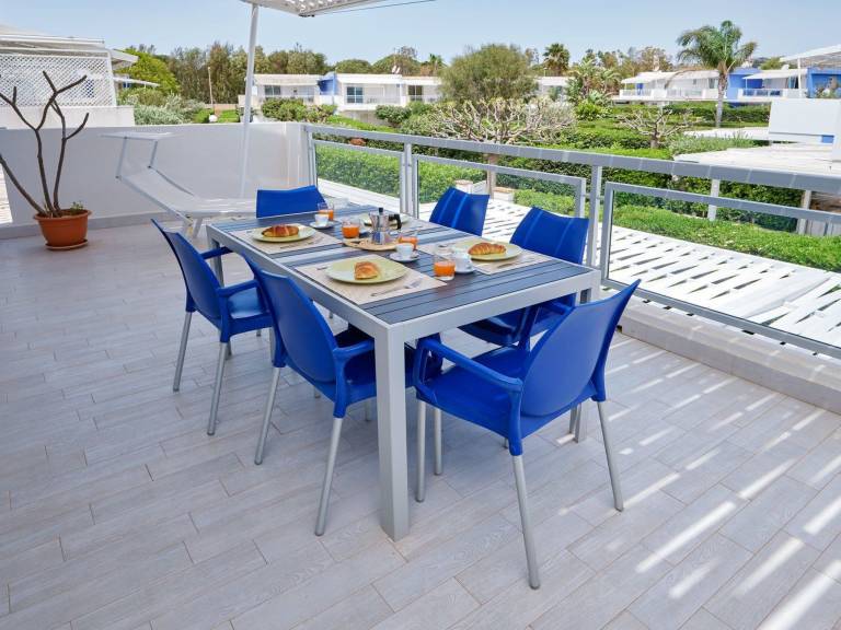 Holiday apartment with terrace — photo 2