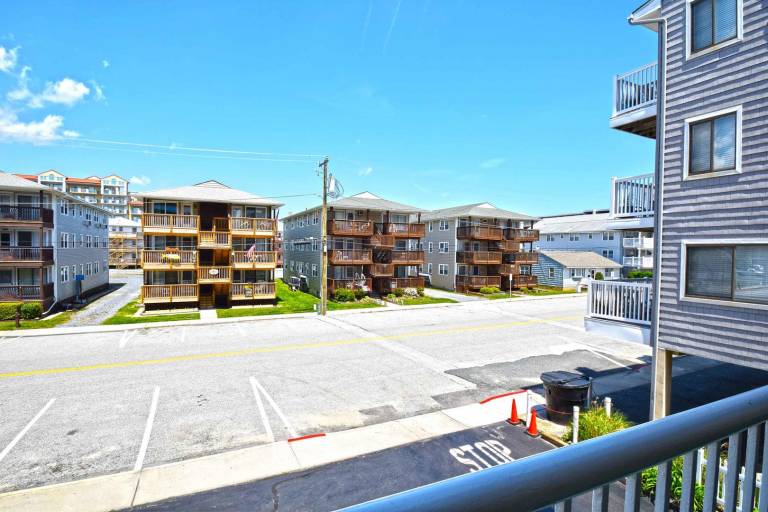 Condo | Close to the beach | Dogs allowed — photo 2