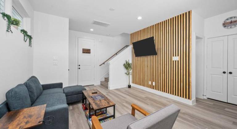Rental apartment with 3 rooms for 10 persons in Houston, TX