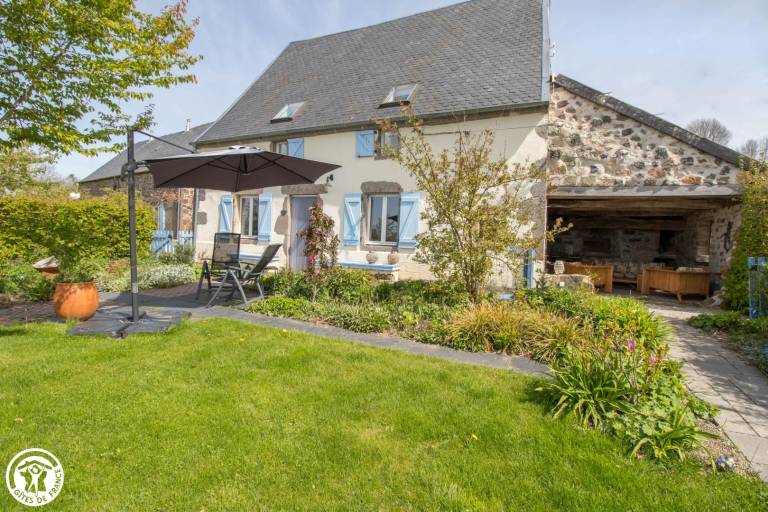Gîte  Tauves
