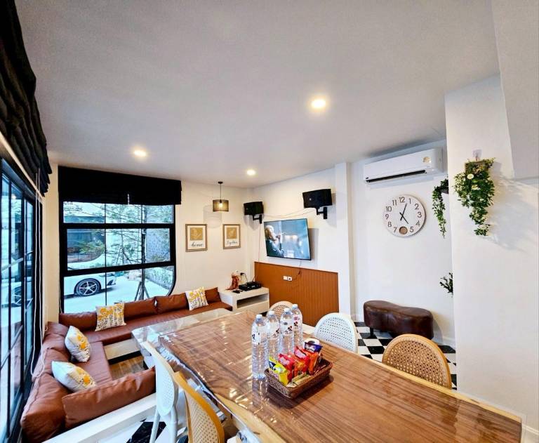 Villa with private pool & barbeque | Pets are welcome — photo 4