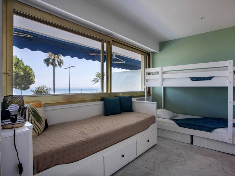 Beautiful apartment with pool, patio & yard | Sea view | Beach nearby | Pets are welcome — photo 4