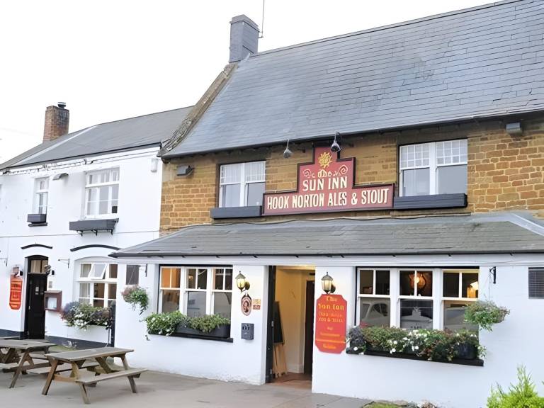 The Sun Inn in Hook