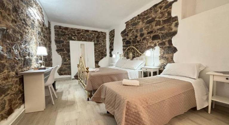 House with 2 rooms for 5 persons in Dorgali
