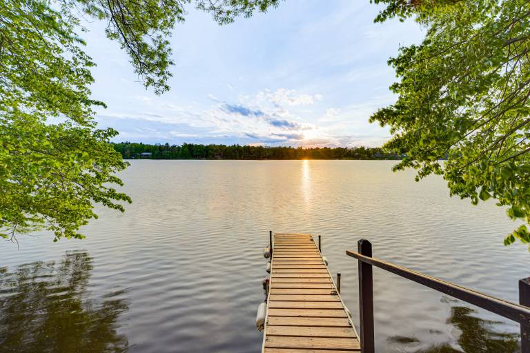 Lakefront Family Retreat w/ Private Dock! — photo 2