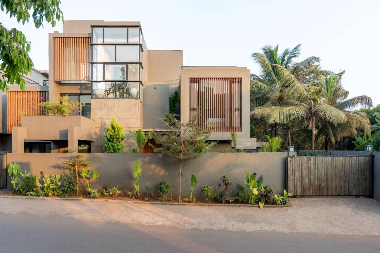 Fully equipped villa with yard, terrace & private pool | Perfect for remote work | Pets are welcome — photo 5