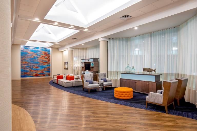 Holiday Inn Newport News - Hampton By IHG — photo 2