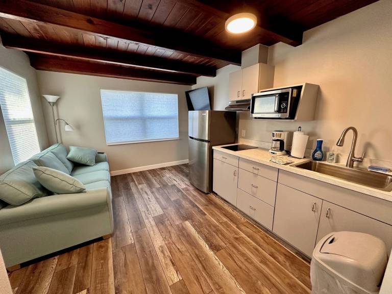 Cabin Tavares