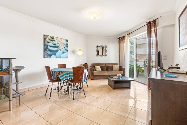 Rental apartment with terrace | Sea view — photo 5