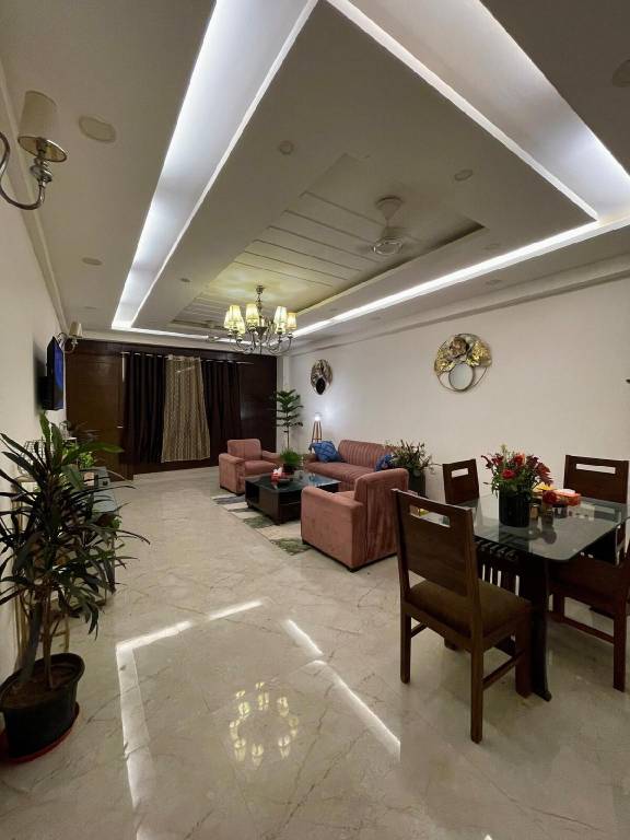 Apartment Sainik Farm