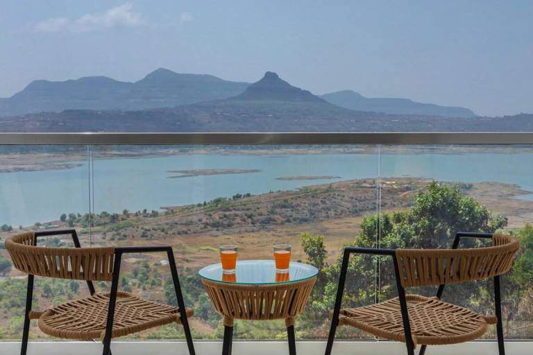 Villa Aamby Valley