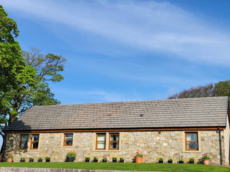 Cottage  Fauldhouse