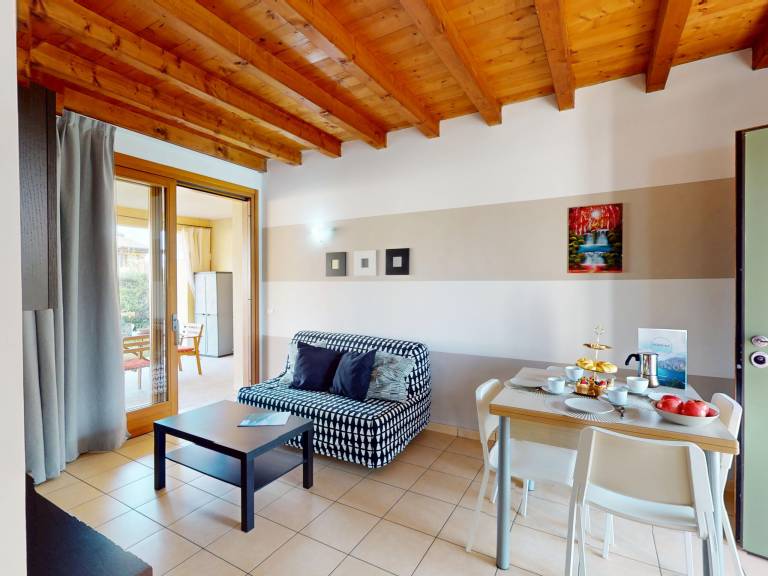 Rental apartment with grill, pool & garden — photo 4