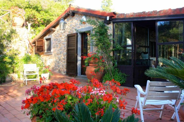 Villa with barbeque, private pool & garden | Panoramic view — photo 2