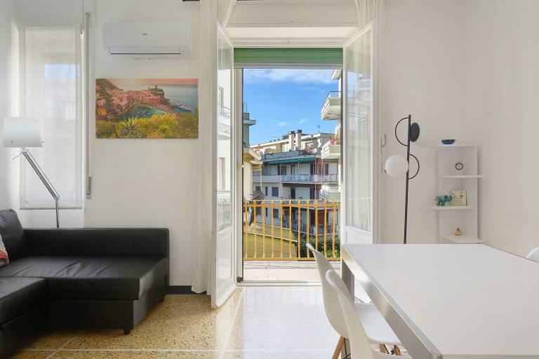 Apartment 'La Cinquecento - Relax by the Sea' with Wi-Fi and Air Conditioning — photo 4