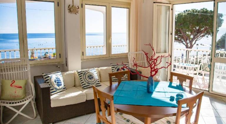 Holiday apartment with 2 rooms for 5 persons — photo 3