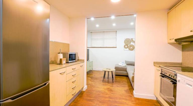 Holiday apartment | Near Park Güell — photo 2