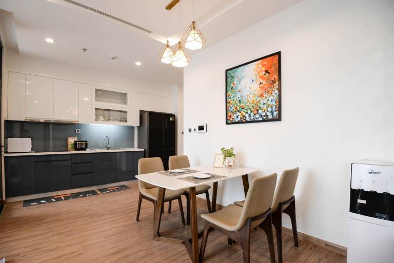 Apartment with hot tub & pool | Perfect for remote work — photo 3