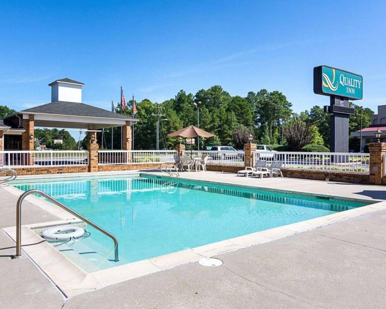 Quality Inn Petersburg Fort Lee Area — photo 3