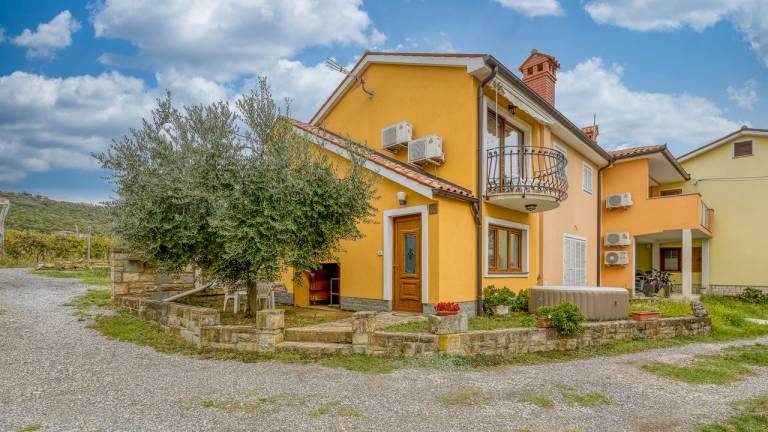 Apartma Dekani