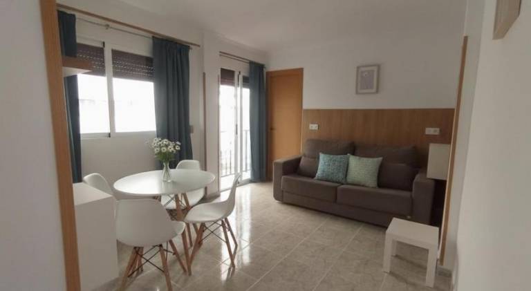 Rental apartment with terrace — photo 2