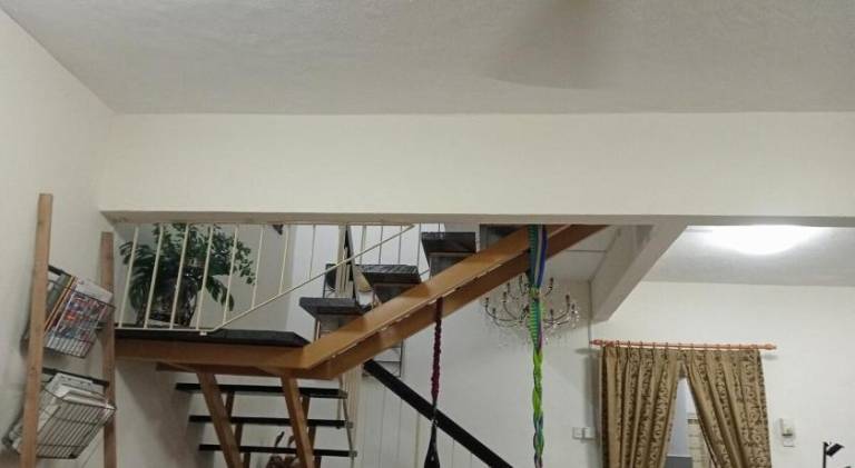 House with 1 room for 7 persons in Kuala Lumpur