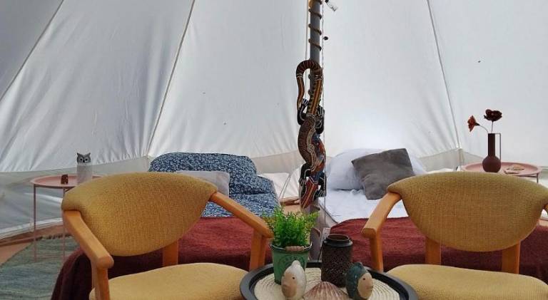 Tent with pool — photo 5
