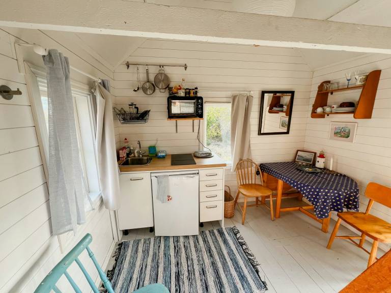 House with 1 room for 4 persons — photo 4