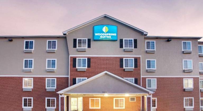 WoodSpring Suites Fort Wayne — photo 3