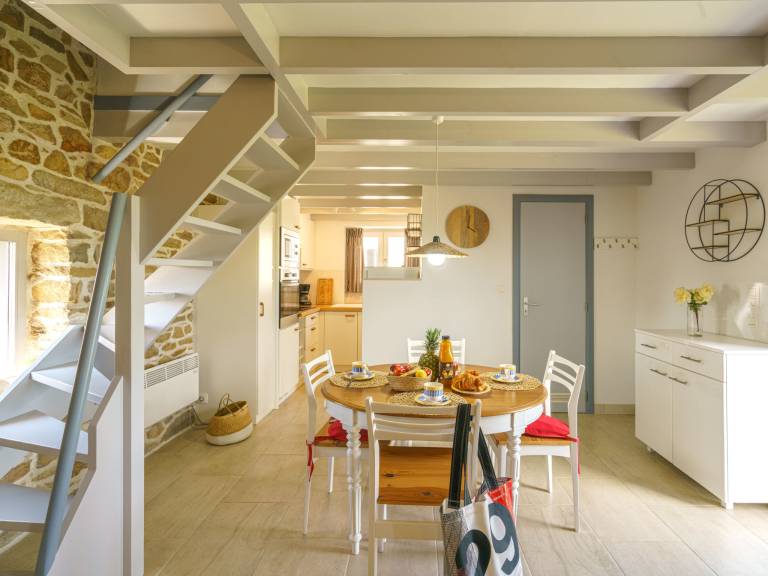 Vacation home with patio & garden | Pets are welcome — photo 5