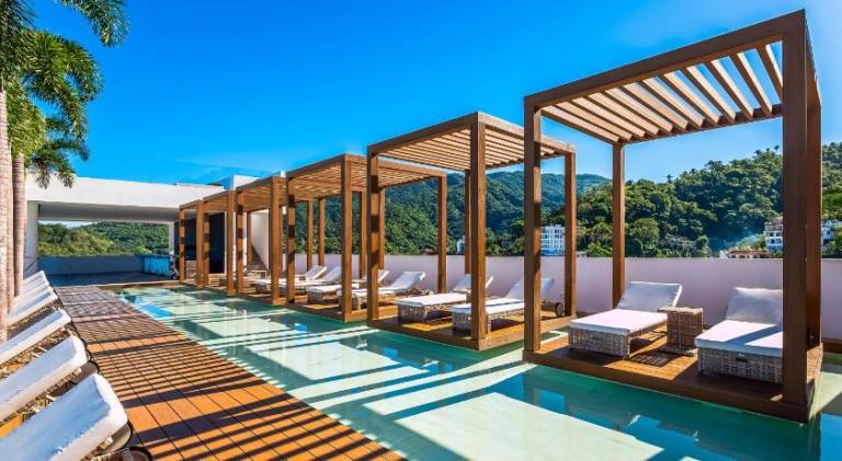 Rental apartment with pool — photo 2
