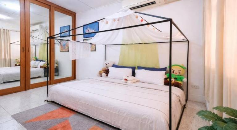 Family-friendly house with terrace & pool | Suitable for remote work | Pets are welcome — photo 2