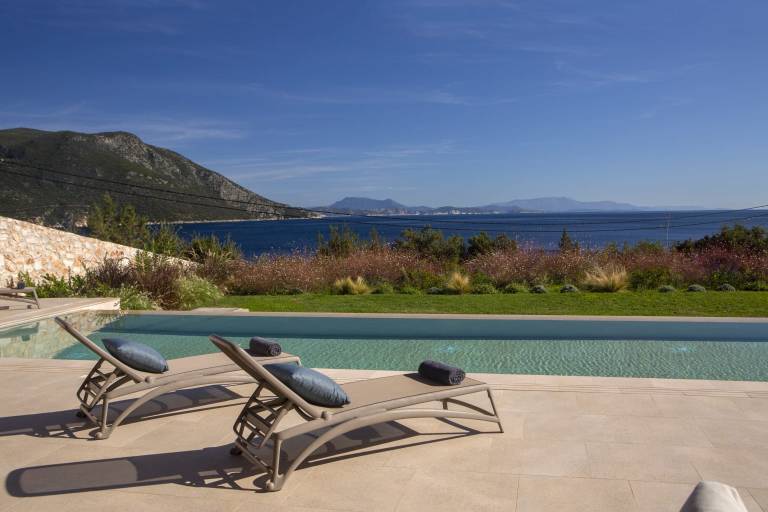 Child-friendly big villa with private pool, hot tub & patio | Sea view | Perfect for remote work | Dogs allowed in Lefkada
