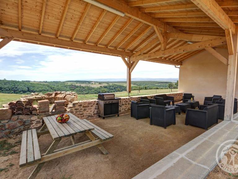 Luxury cottage with spa, sauna, and pool, pets allowed — photo 3