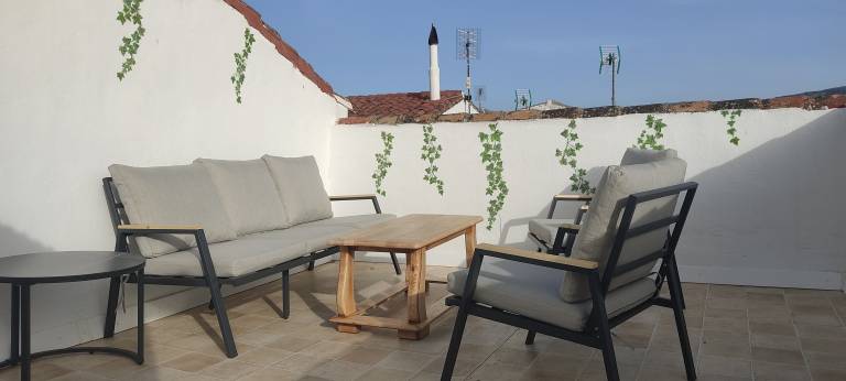 Vacation home with terrace & fast internet | Close to Tajo de Ronda | Mountain view — photo 2