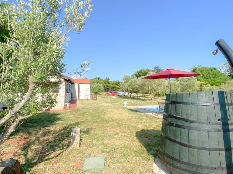 Big vacation home with private pool, grill & terrace | Pets are welcome — photo 5