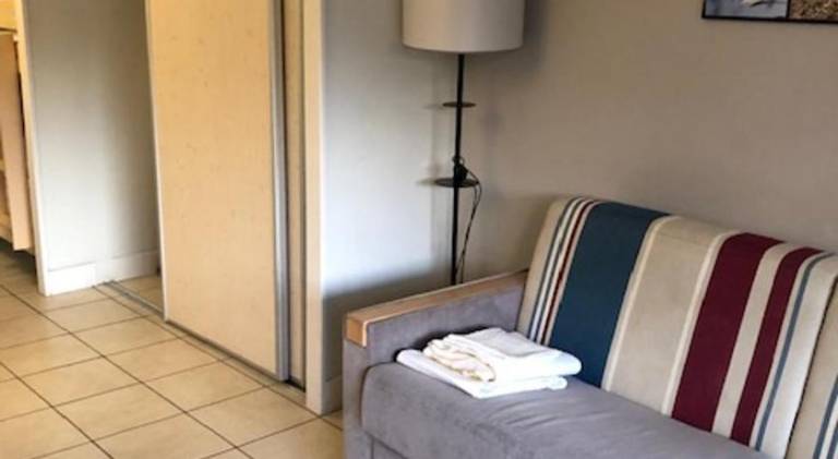 Charming rental apartment with pool | Pets are welcome — photo 2
