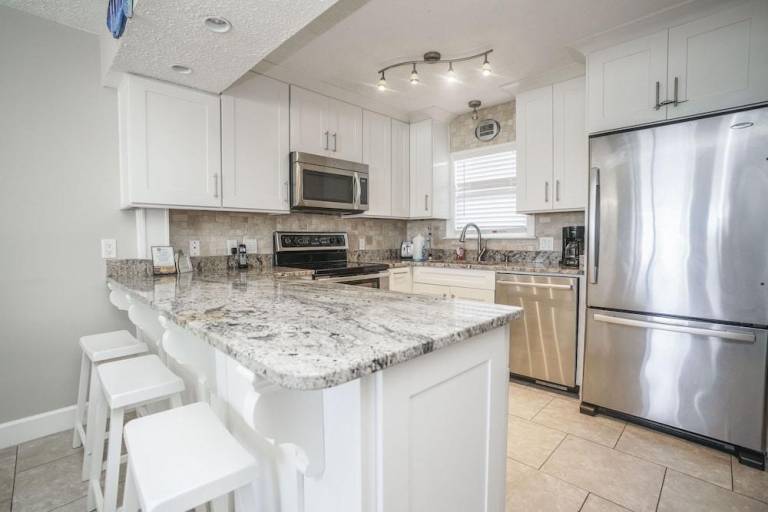 Villa with barbeque & terrace | Next to the beach | Pets are welcome — photo 4