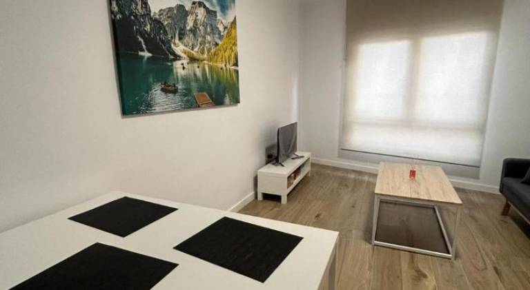 Apartment with patio | Pets allowed — photo 2