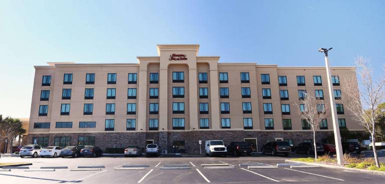 Hampton Inn & Suites Jacksonville-Beach Boulevard/Mayo Clinic Area in Jacksonville, FL